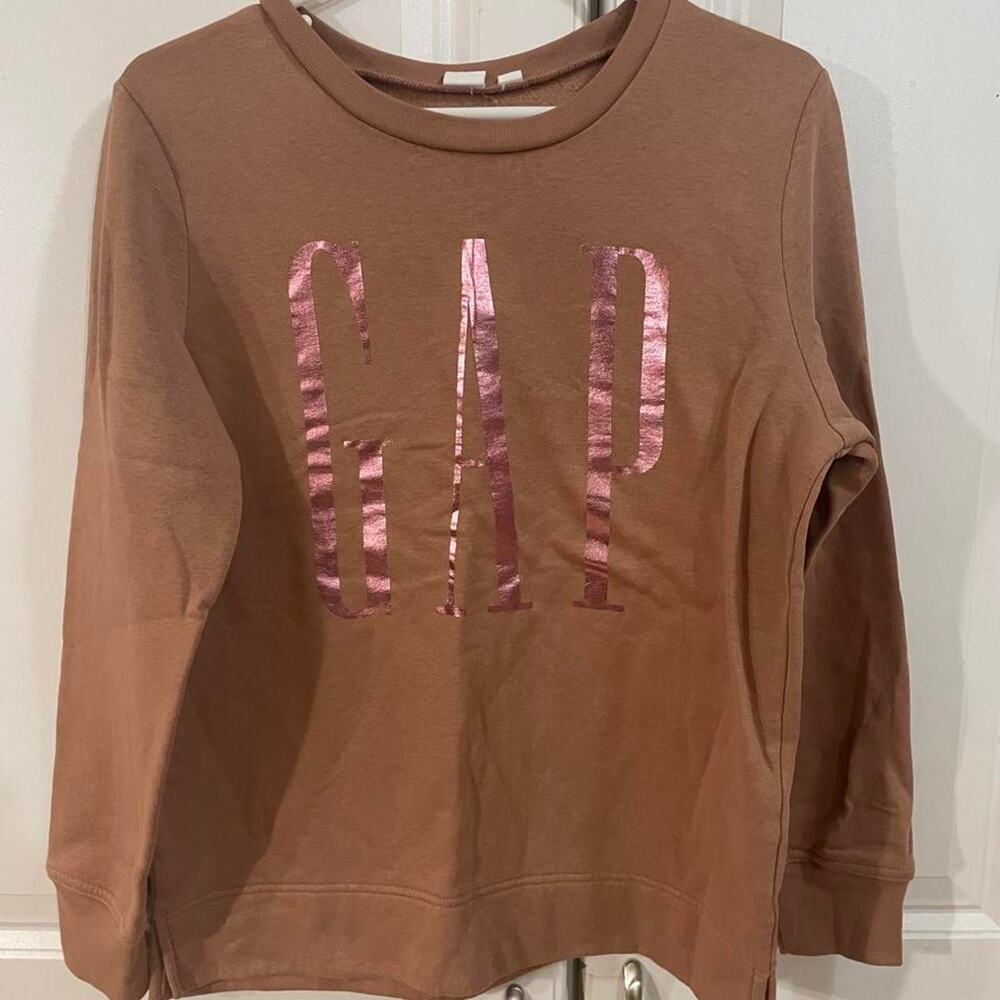 Gap brown sweatshirt with pink
